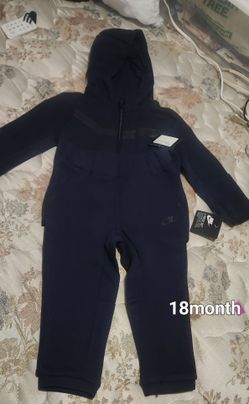 Baby nike set