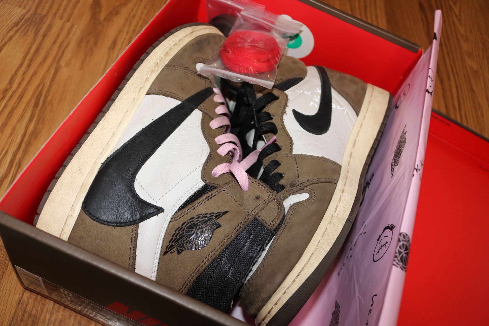 Air Jordan 1 Travis Scott Size 10