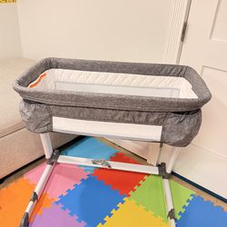 Simmons baby bassinet