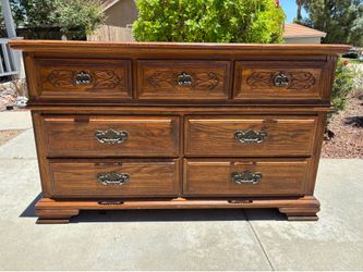Solid Wood 7 Drawer Antique Dresser Chest of Drawers Good Condition