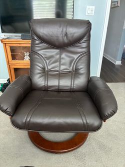 Chair & ottoman