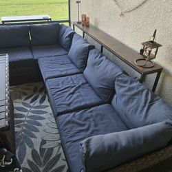 Outdoor Sectional W Glass Table