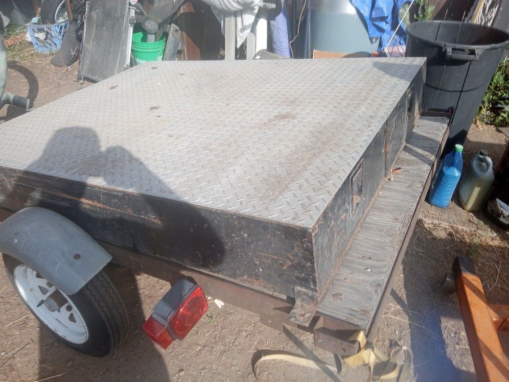 Truck Drawer Box . Keys. Two Drawers