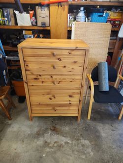 Free wooden dresser