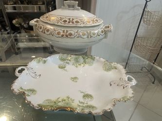 2 porcelain dishes