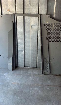 Metal cargo van partition