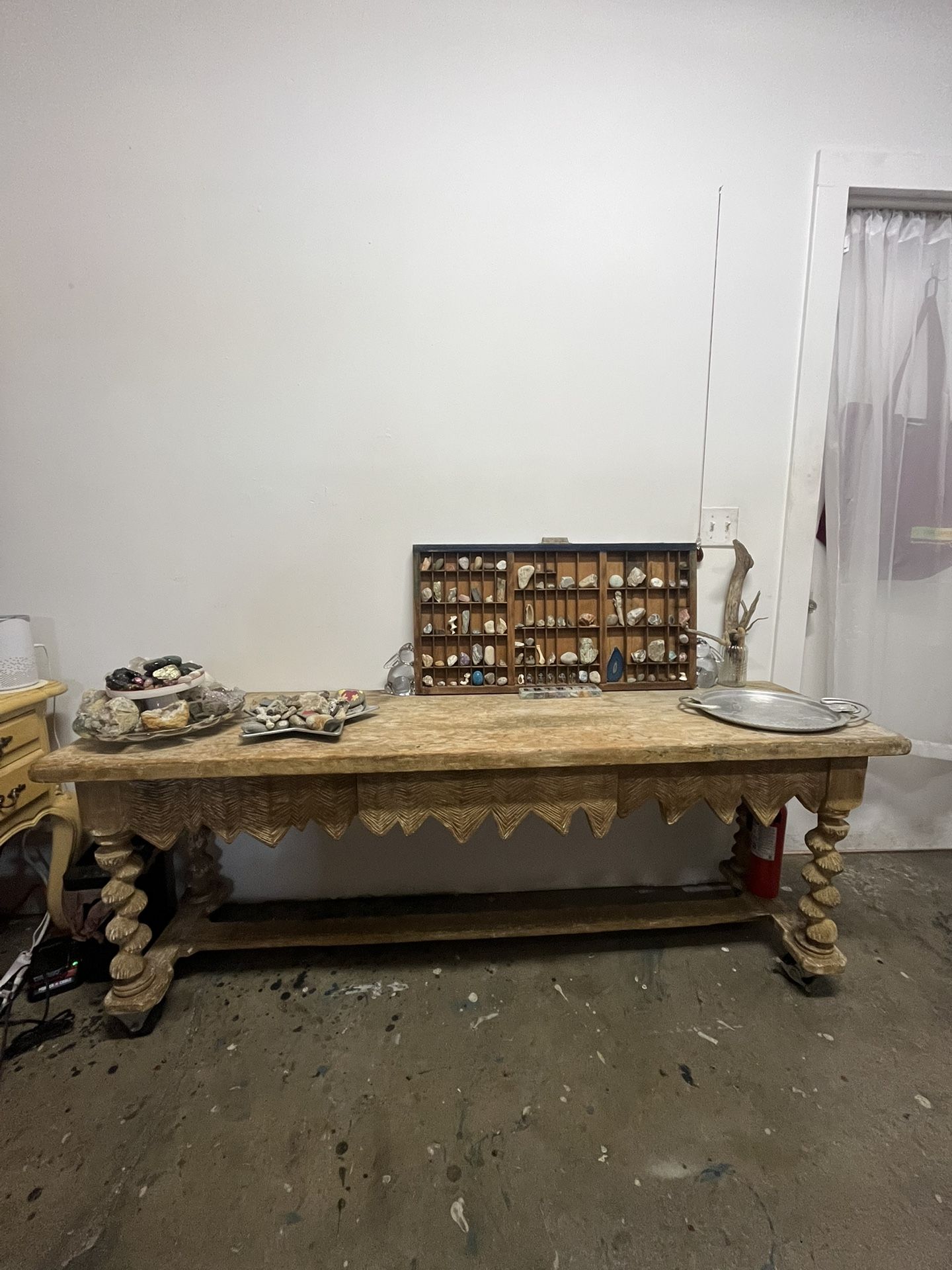 old unique solid wood oak entry table 