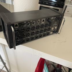 I Have Studio Equipment I Wanna Sell I Need Money For Christmas It’s Brand New I Have Everything For Them The Chords And All O Also Have Other Things 