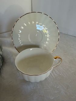 BTäT- Tea Cups and Saucers, Set of 6 (8 oz) with Gold Trim and Gift Box