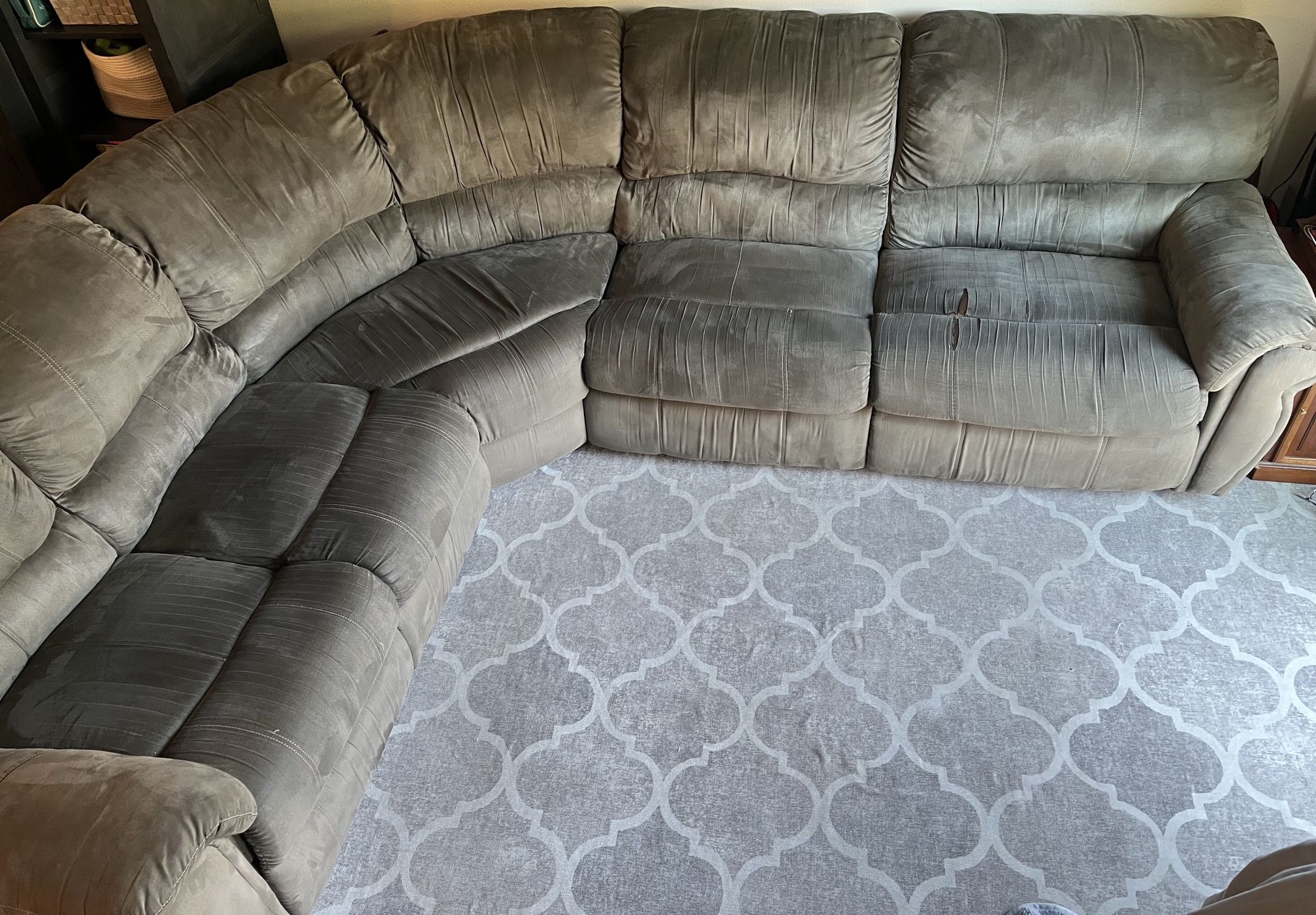 FREE- 3 Piece Sectional Sofa