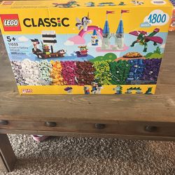 Lego Classic Creative Fantasy Universe