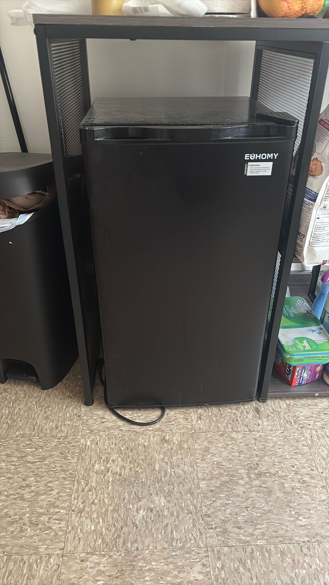 Mini Fridge With Freezer