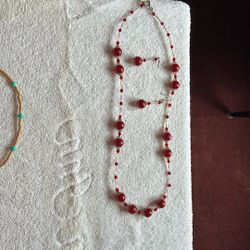 Women’s Jewelry Sets & One Set Of Bracelets