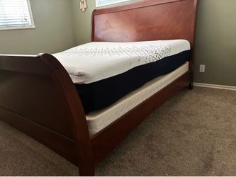 Bedroom set