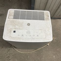 GE Dehumidifier 3000 Sq Ft
