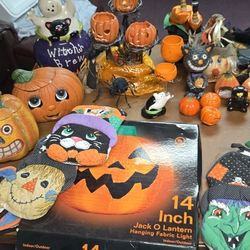 Halloween  Stuff 🎃  Inside And Out MANY THINGS