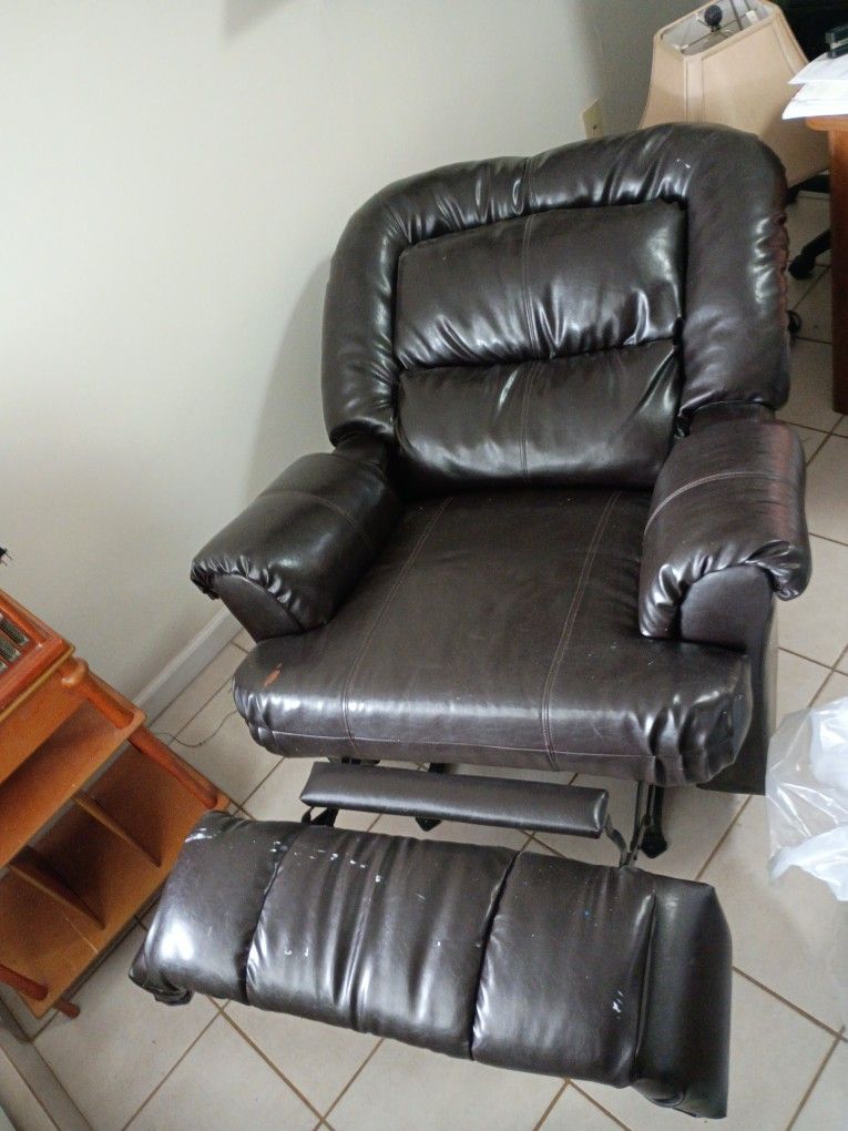 Recliner Chair