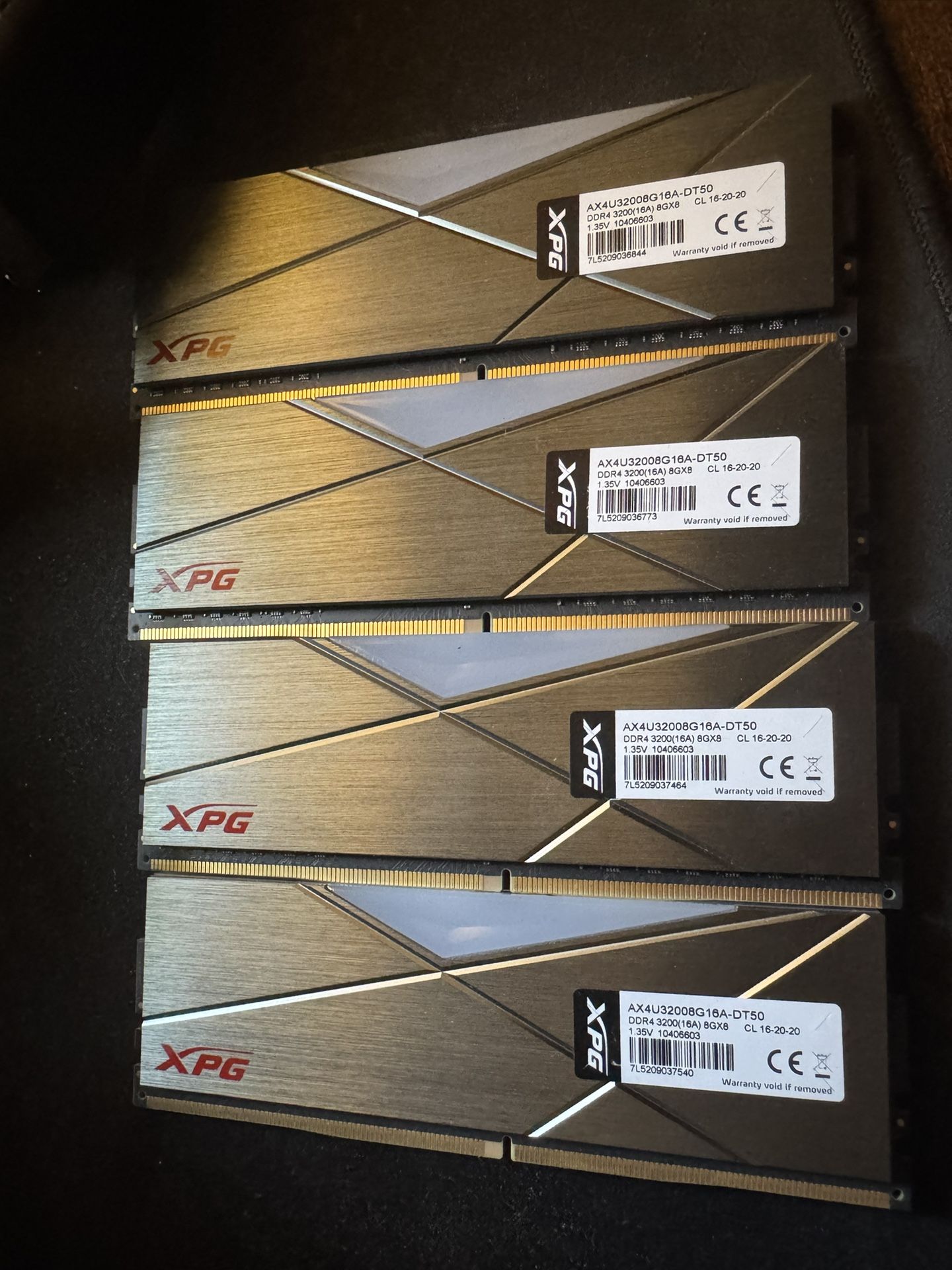 XPG DDR4 RGB 32GB (4x8GB) 3200MHz