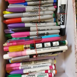 Markers Sharpie