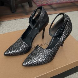 Kenneth Cole Size 8