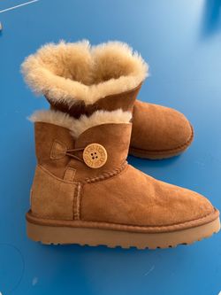 UGG Bailey Button Mini Boots Chestnut