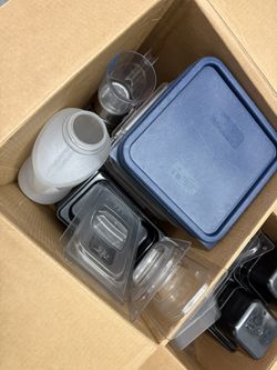Cambro Pans and Lids