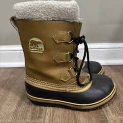 Sorrel boots Size 4