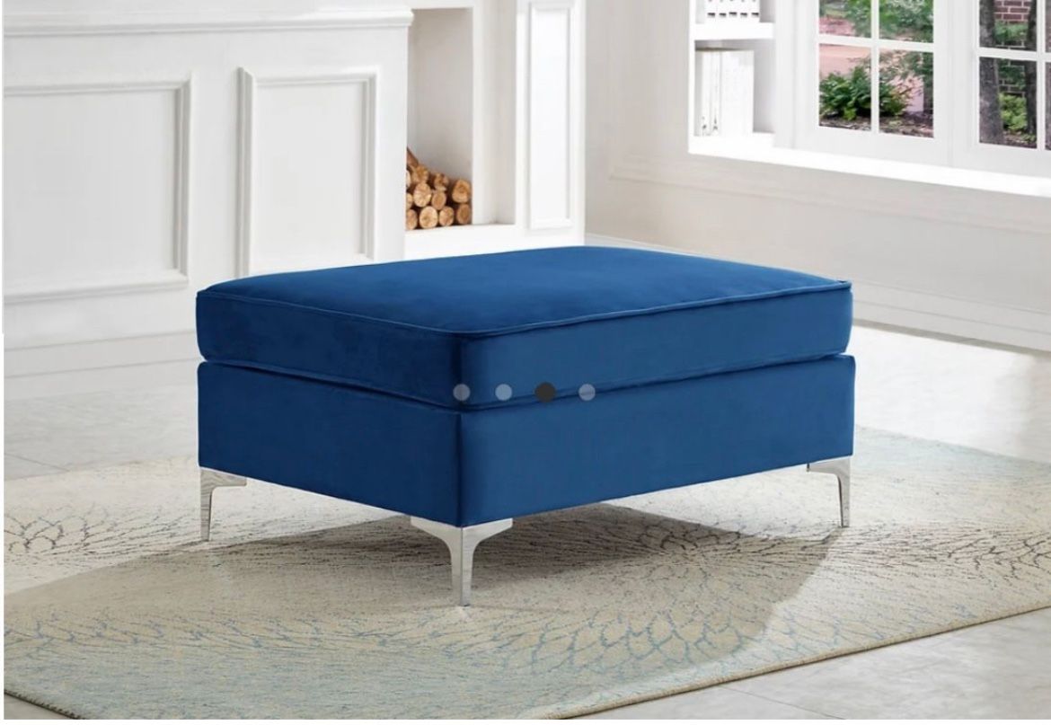 Ottoman With Storage