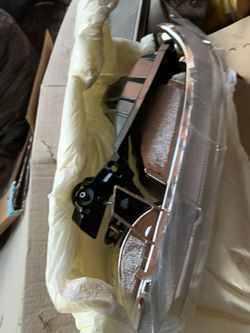 2000 to 2005 Chevy suburban or truck new headlights