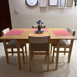 Modern and Adjustable Light Wood Table an Chair 5 Piece Set