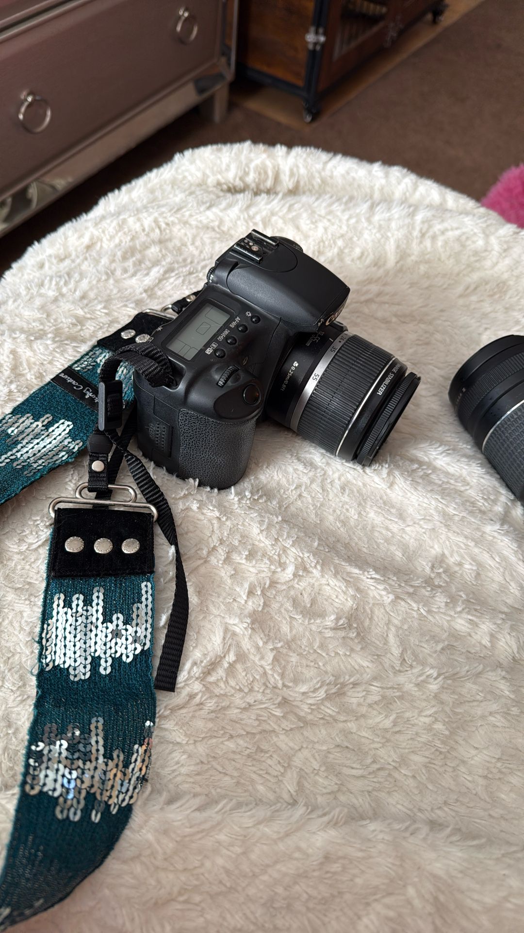 Gently Used Canon EOS 20D Camera With Zoom Lens And 270 Ex Flash Accessory 