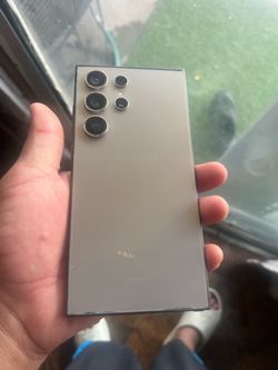 S24 Ultra unlocked/ Trade for Galaxy Tab S9 Ultra or iPhone 15 Pro max