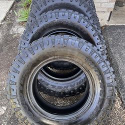 285/75/18 Tires 