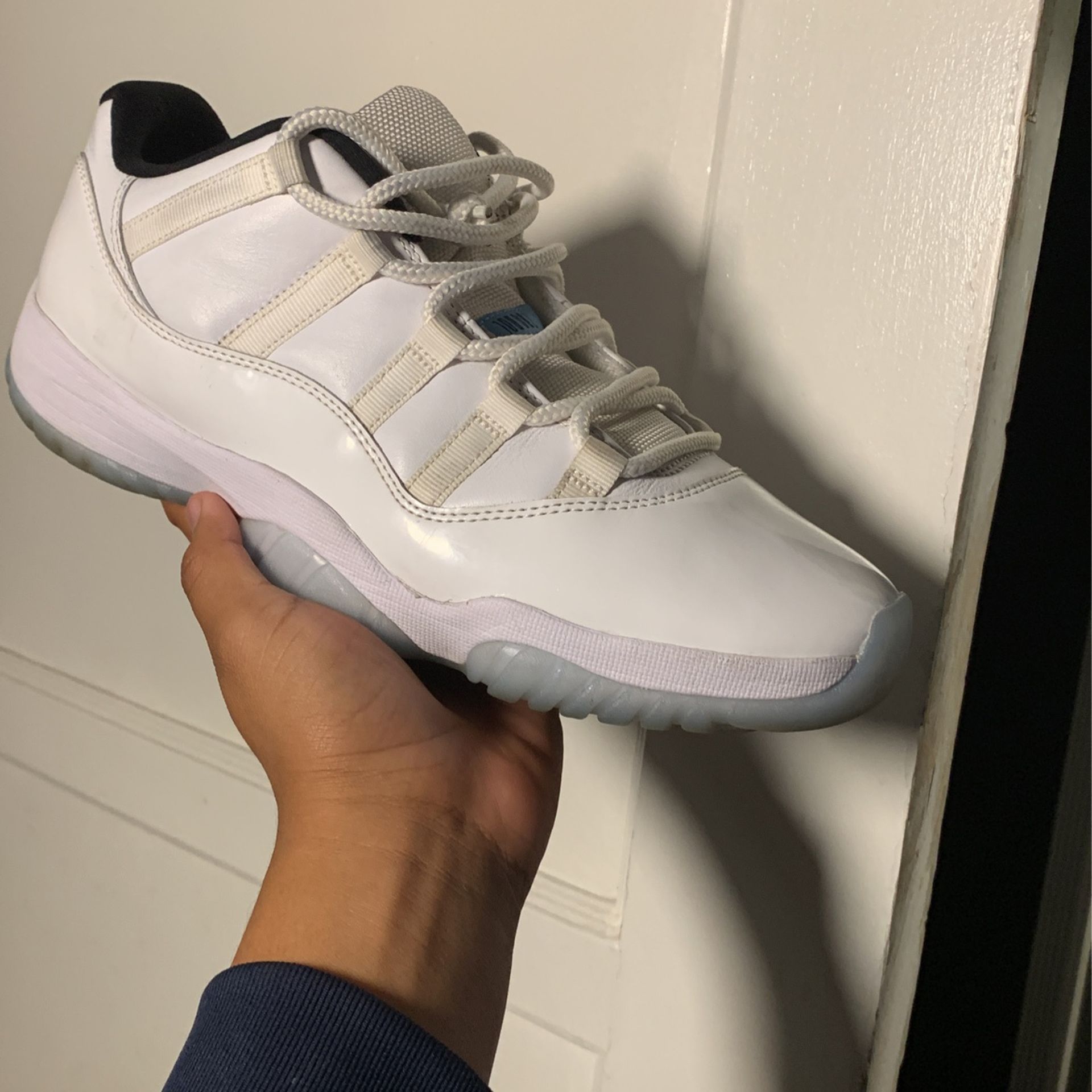 Jordan 11 Low “Legend Blues” Size: 11 (men’s) Size 8.5 - Jordan 11 Retro Low Legend Blue for sale online  main image 2