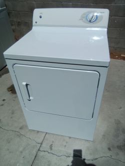 G.E. Heavy Duty Gas Dryer (Fully Serviced)
