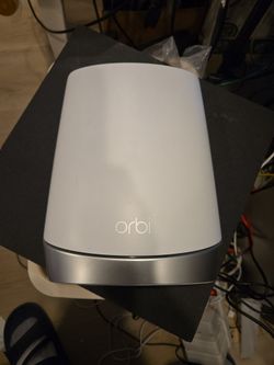 Orbi 750 Router And 1 satellite