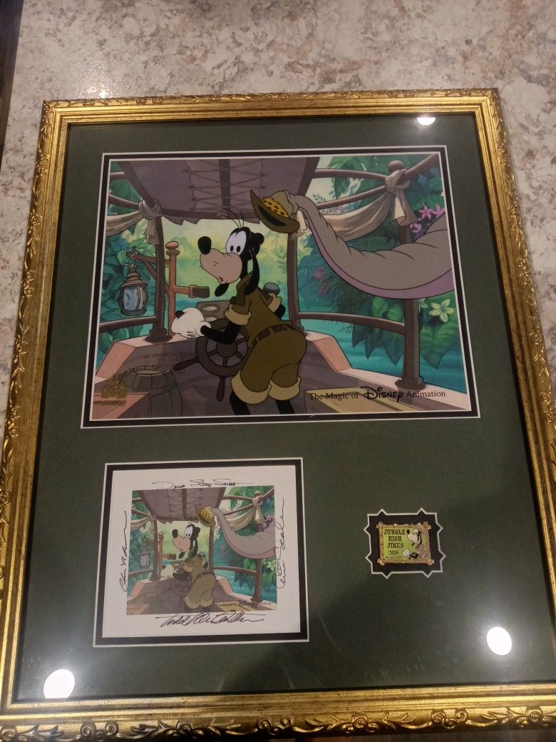 Disney Goofy Frame With Pin ( Certificate Of Authentication