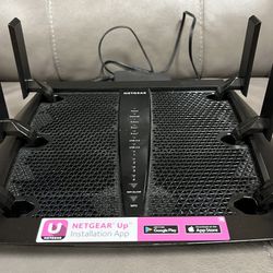 Netgear Nighthawk X6S Tri-Band WiFi Router