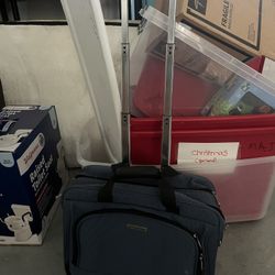 Suitcase 