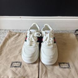 Gucci - Leather sneakers with Web