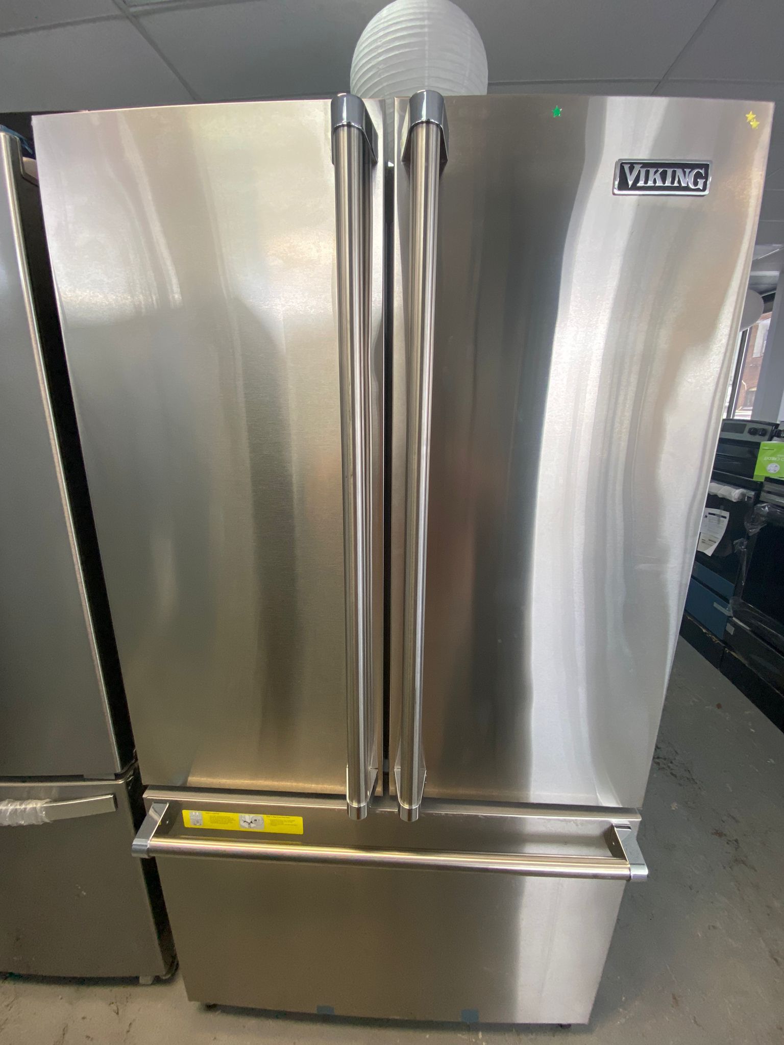 Viking 3 Serie 22.1 Cu Ft