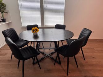 Black table and 6 chairs