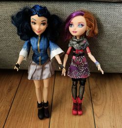 Ever After And Disney Descendants Dolls Fontana Pickup.