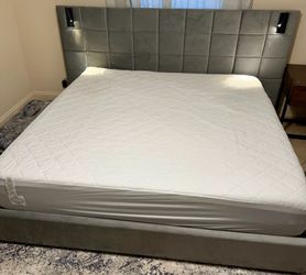 King Size Bed + Mattress