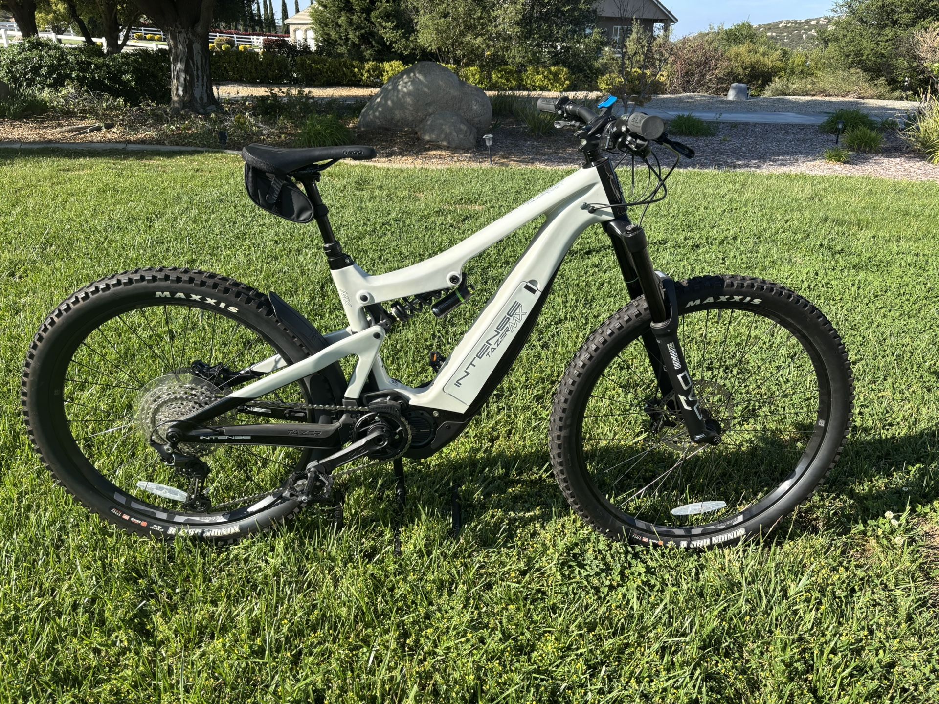 Intense Tazr Mx Expert Electric Mountain Bike