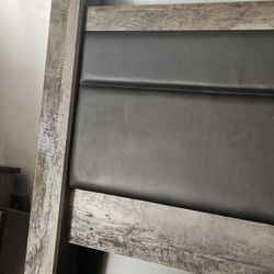 Queen Size Bed 6 Yrs Old 