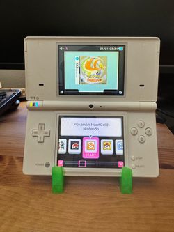 Nintendo DSi w/Twilight++ Menu