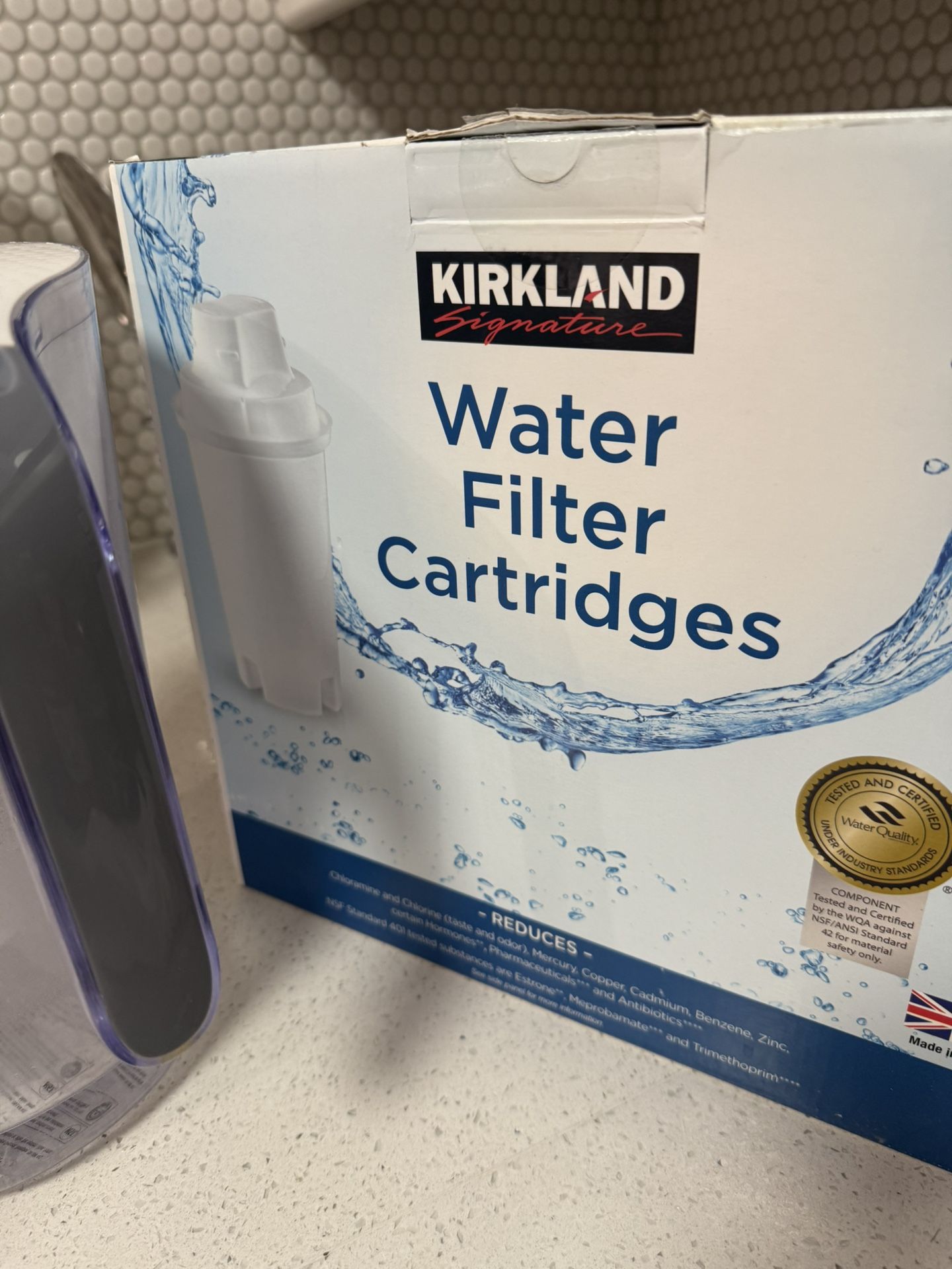 5 New Kirkland Water Filter Cartridges + FREE Pitcher