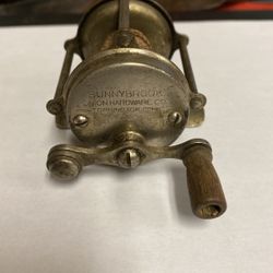 Vintage Fishing Reel. Sunnybrookv Union Hardware.  2 Inches Very  Nice Condition 