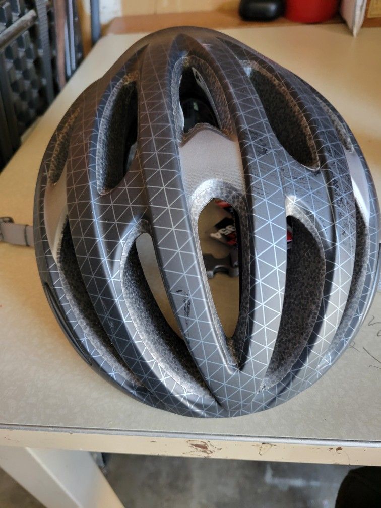 Bell Mips Cycling Helmet